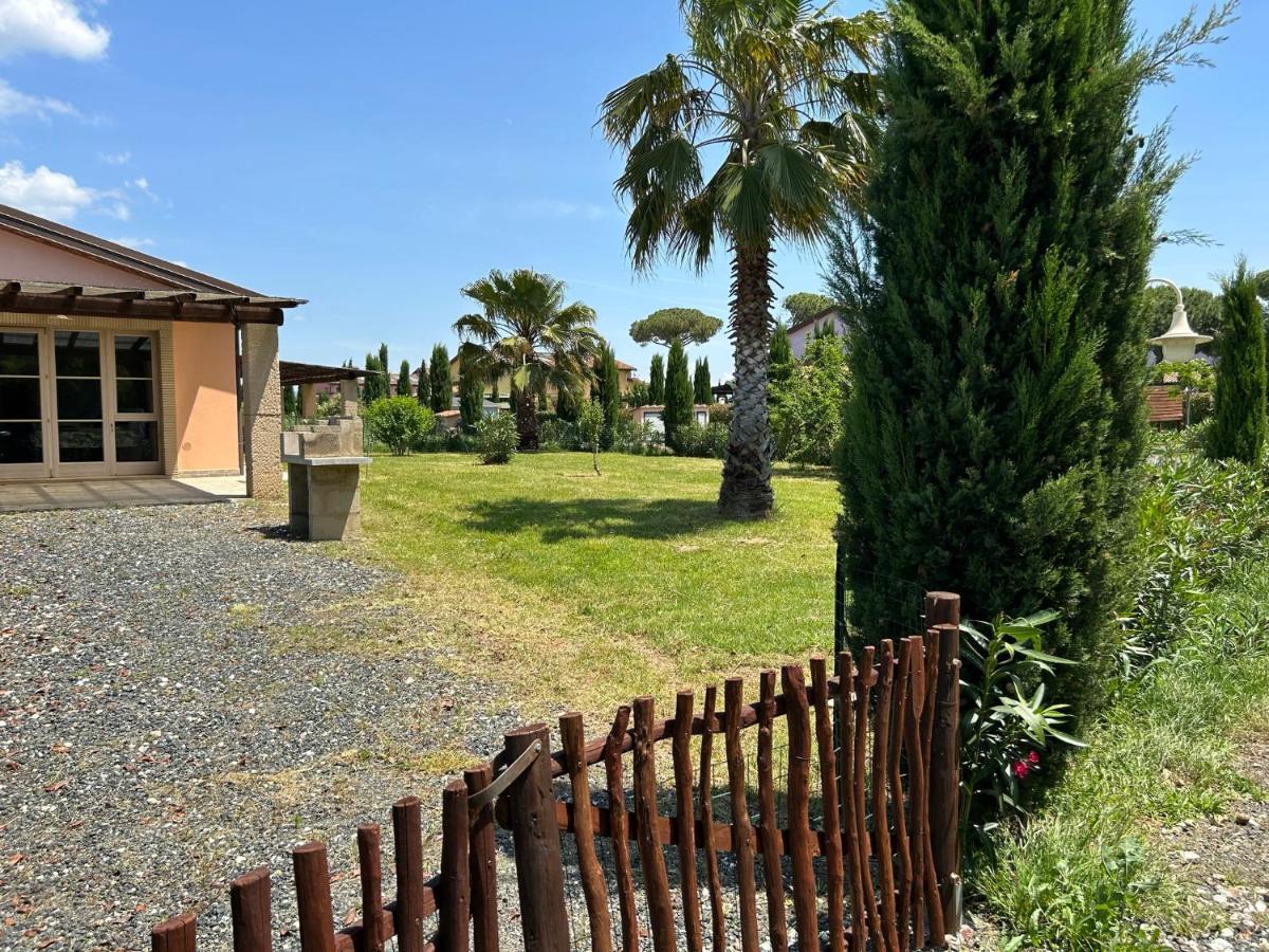 Апарт отель Fattoria Palazzeta - Pet & Family Friendly Чечина Экстерьер фото